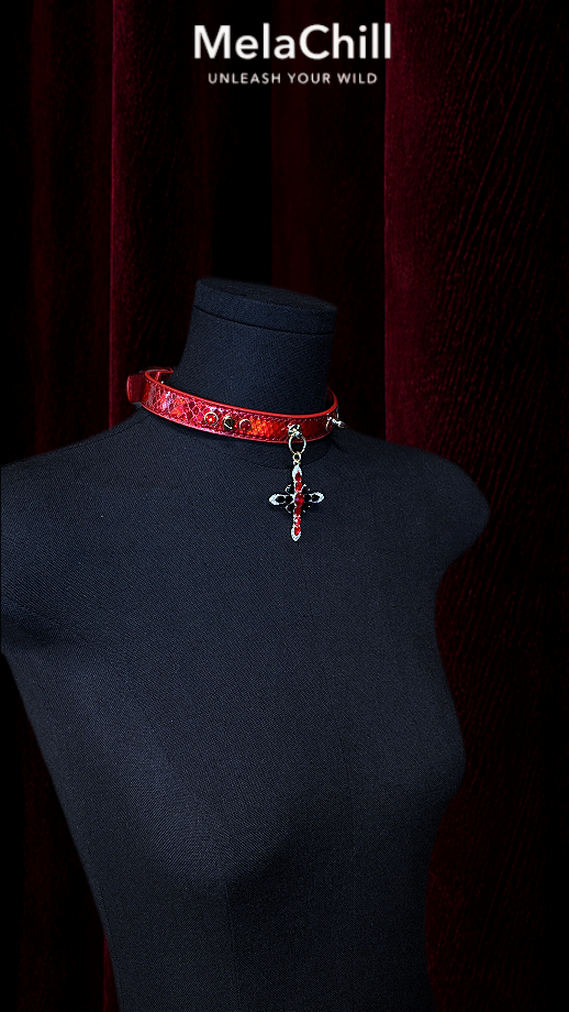 Red Iridescent Floral Metal Ring Punk Choker
