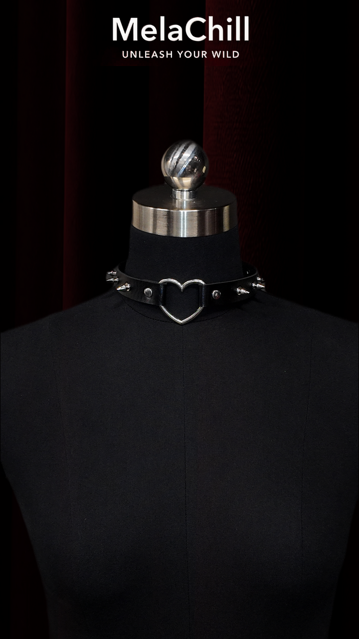 Black Heart Spike Choker — MelaChill