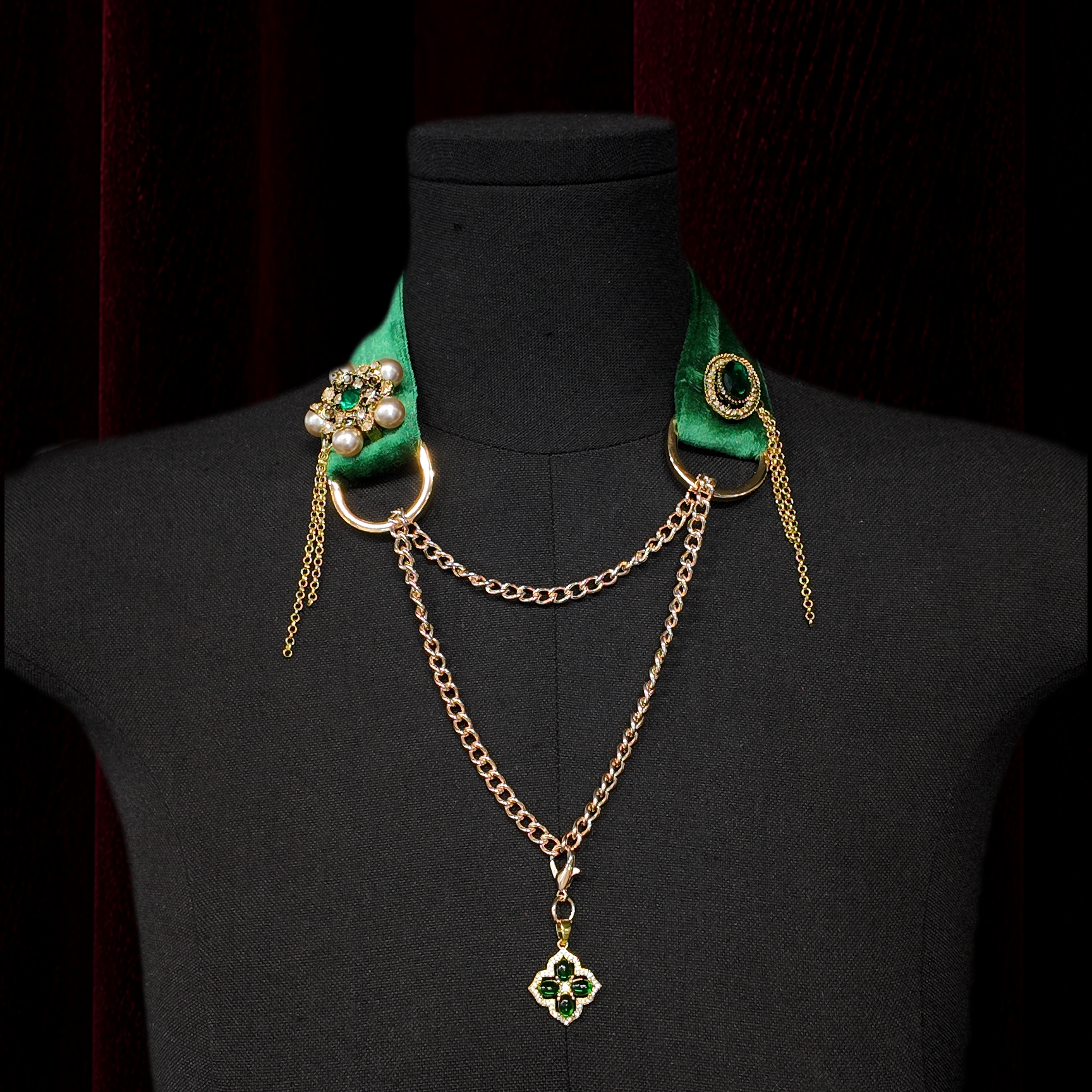Green Velvet Spinel Gemstone Choker