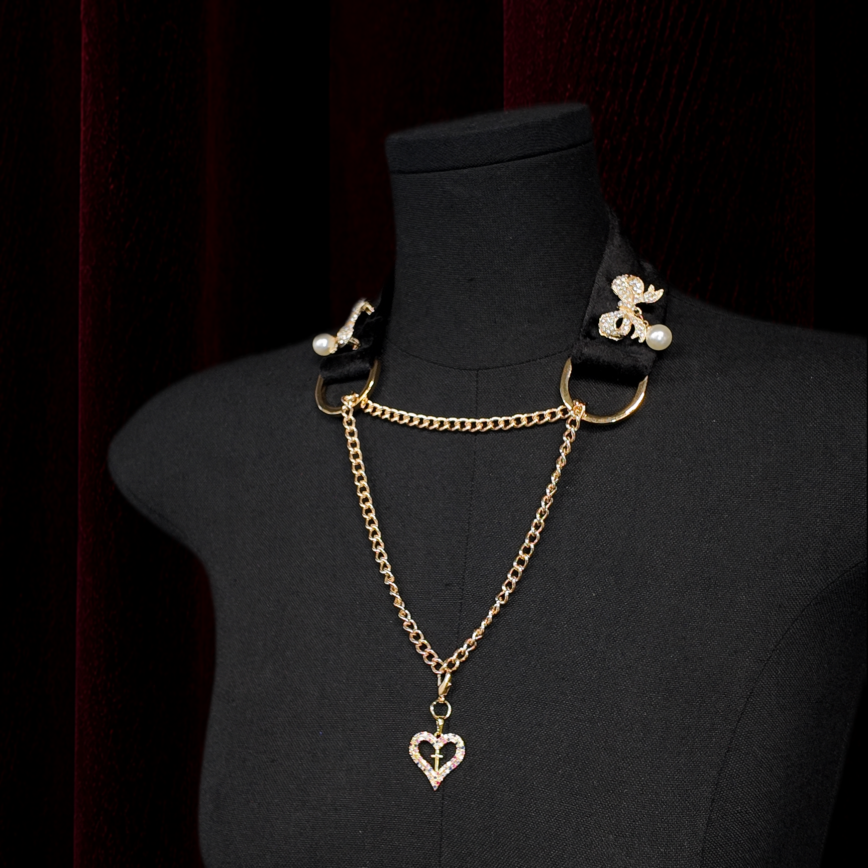 Velvet Adjustable Choker