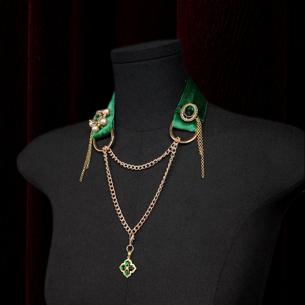 Green Velvet Spinel Gemstone Choker