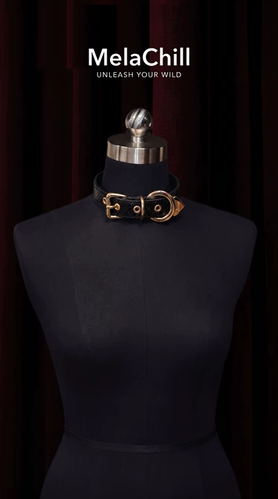 Simple Gold O-Ring Buckle Choker Necklace | Black Grain Faux Leather Collar with Polished Gold Hardware